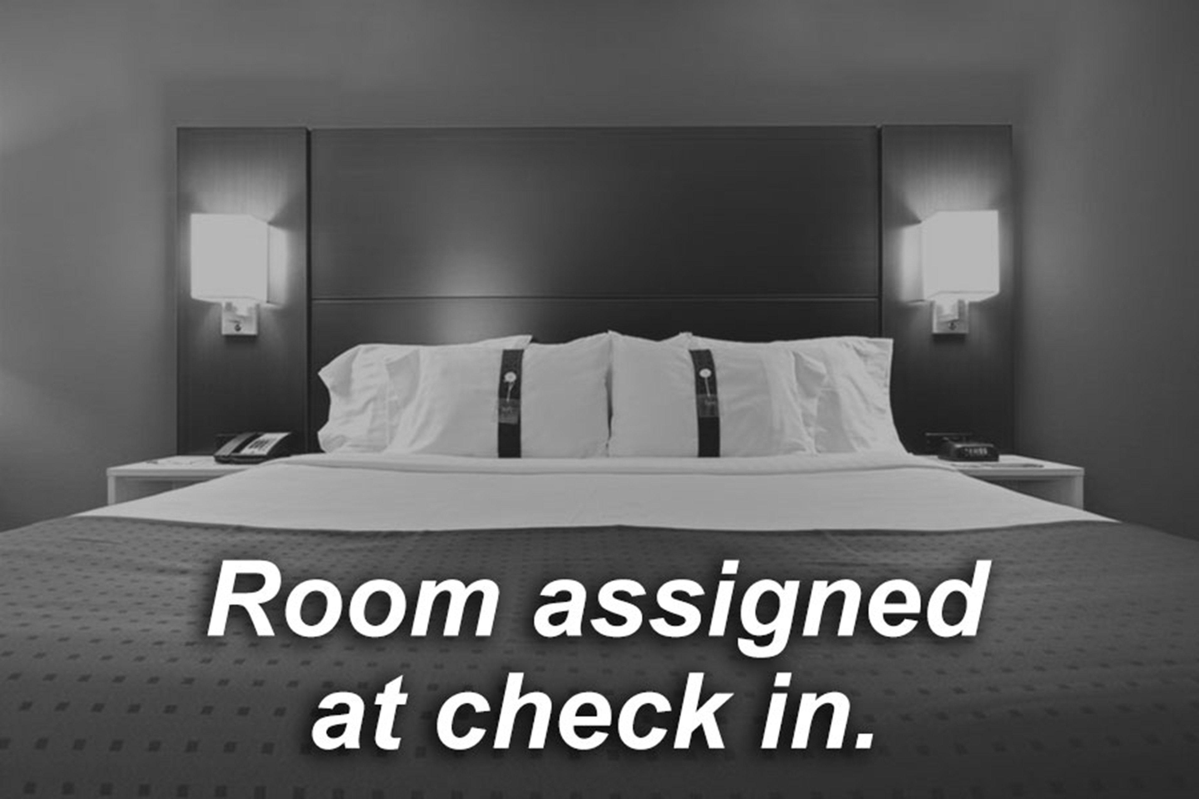 Holiday Inn Express & Suites Emporia Northwest By Ihg Luaran gambar