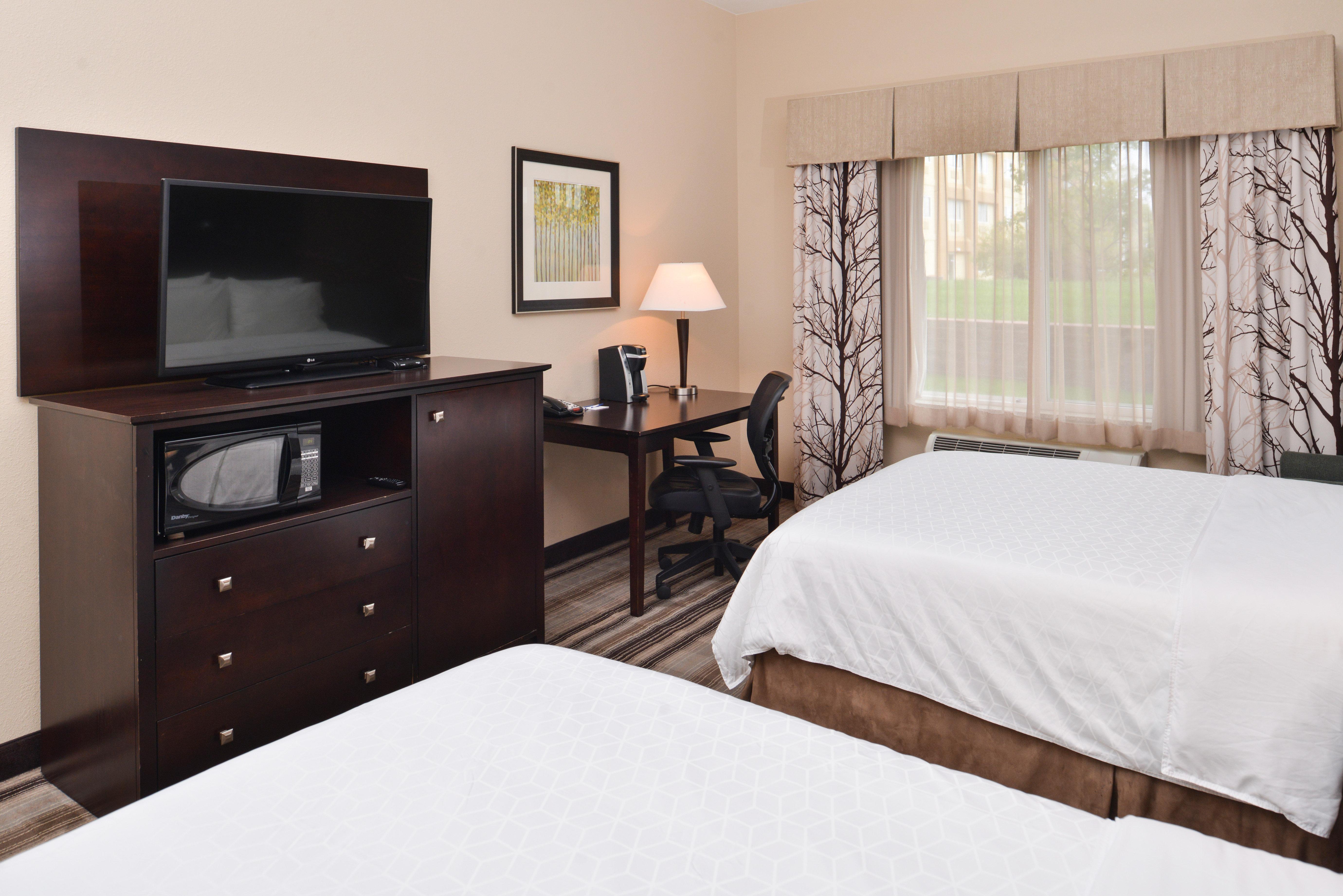 Holiday Inn Express & Suites Emporia Northwest By Ihg Luaran gambar